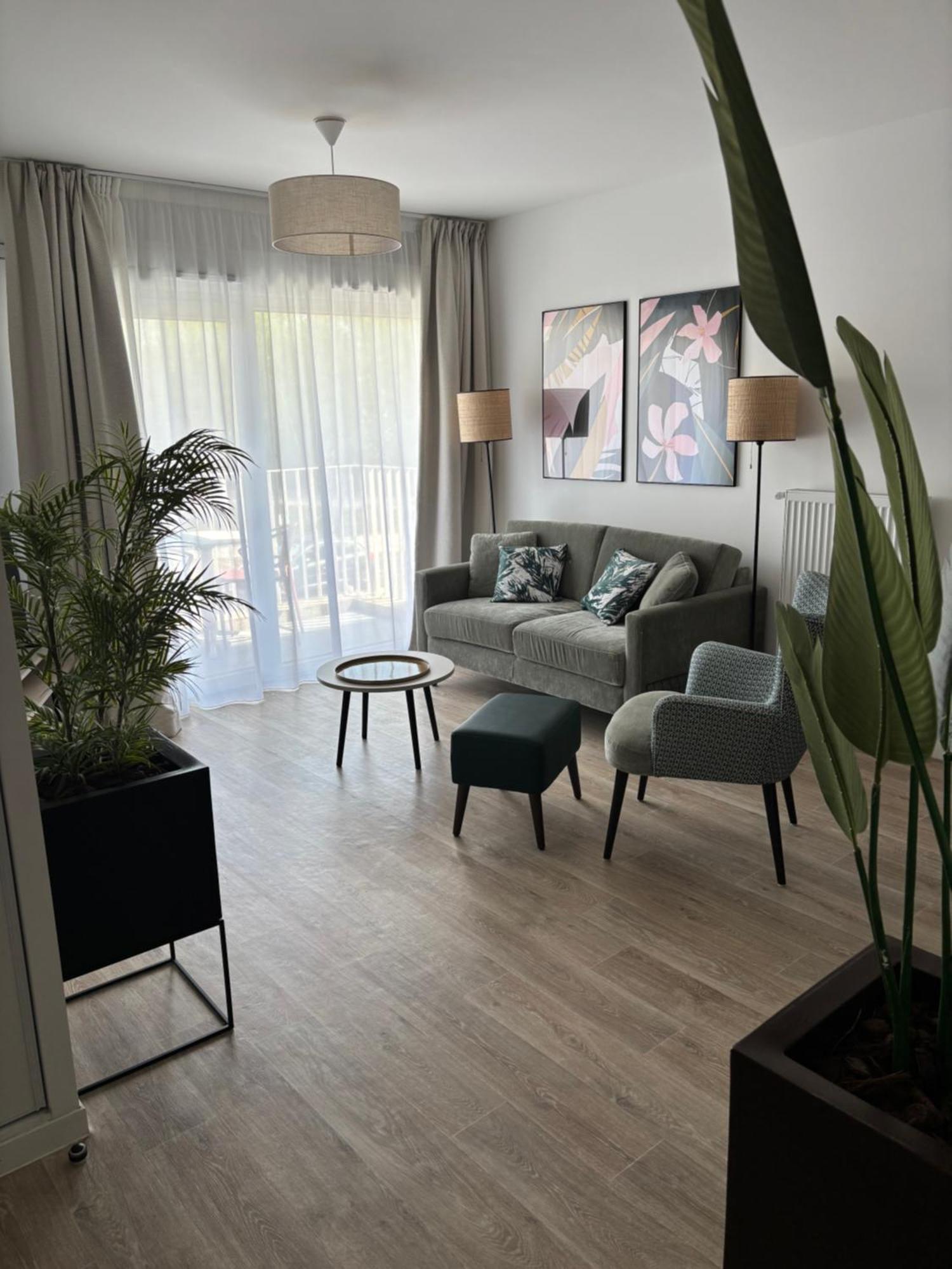 Aparthotel Services Seniors Domitys - Ulma Lilla